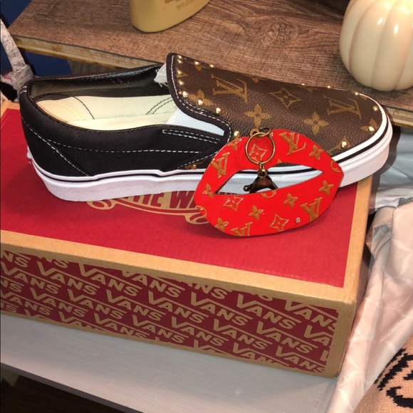 lv vans red